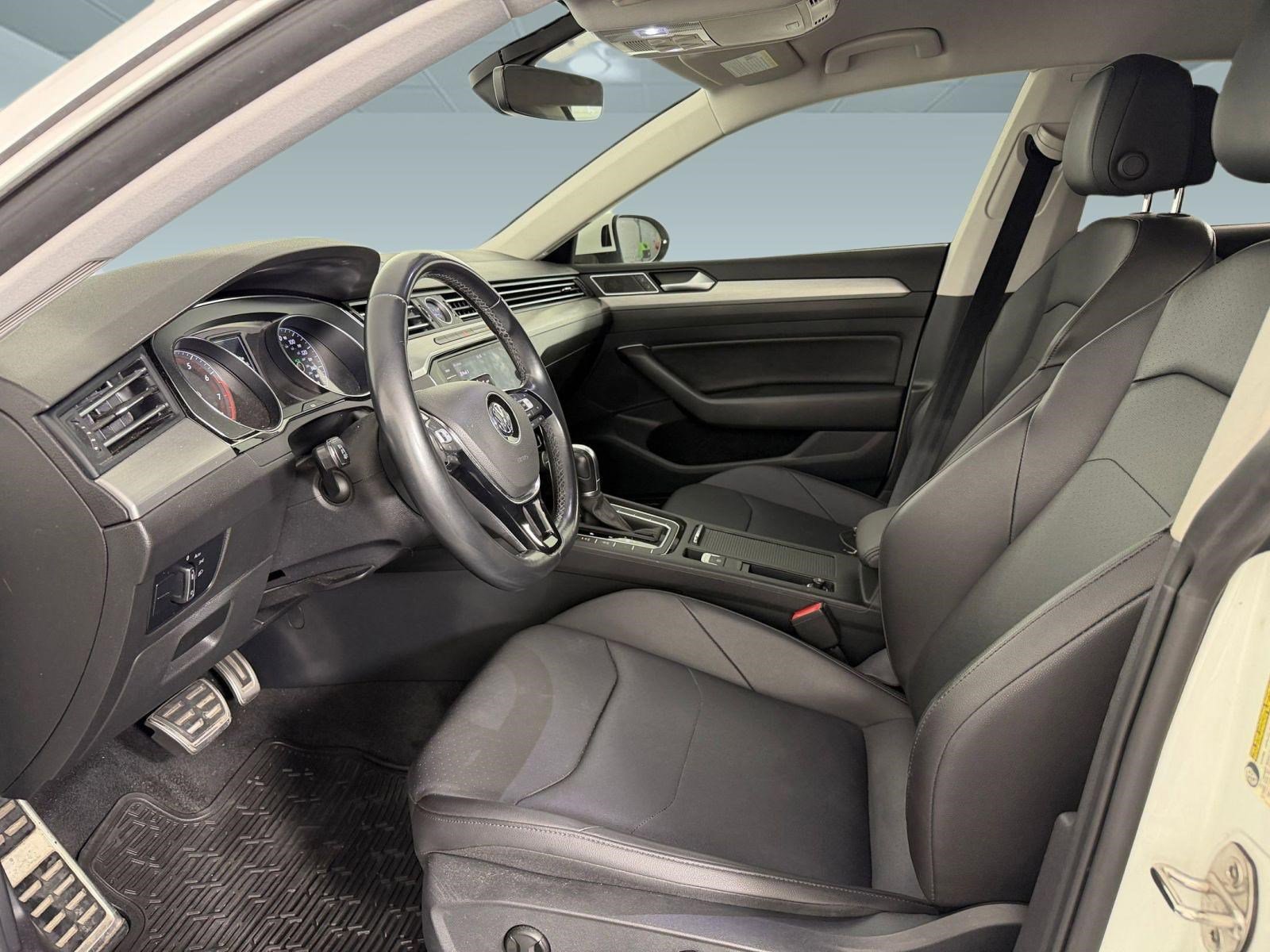 Used 2019 Volkswagen Arteon SE FWD image 5