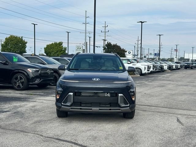 Used 2026 Hyundai Kona Limited AWD/4WD image 2