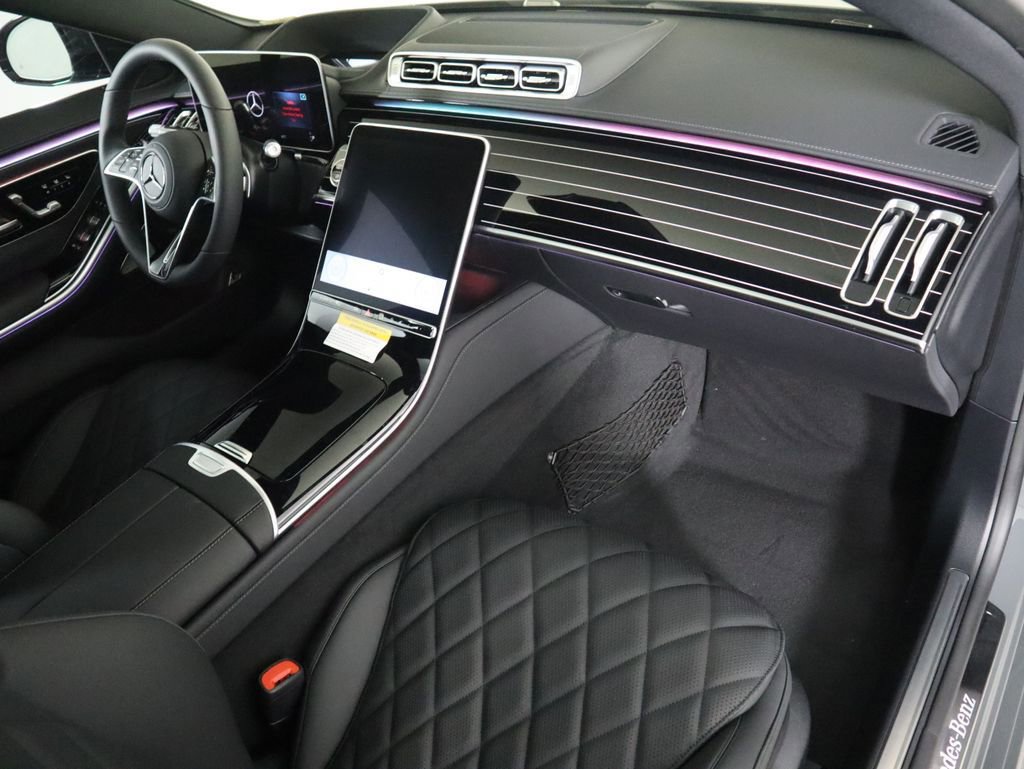 New 2026 Mercedes-Benz S 580 4MATIC Sedan image 19