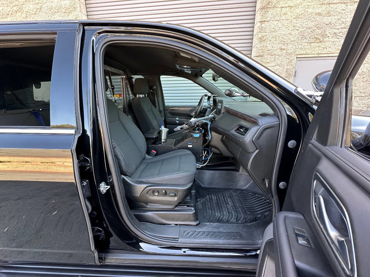 Used 2022 Chevrolet Tahoe 2WD image 33