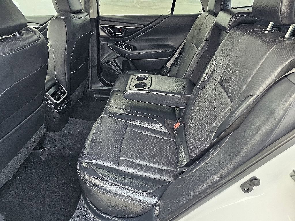 Used 2022 Subaru Outback Limited image 23