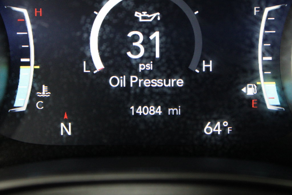 Used 2026 Chrysler Pacifica Limited FWD image 29