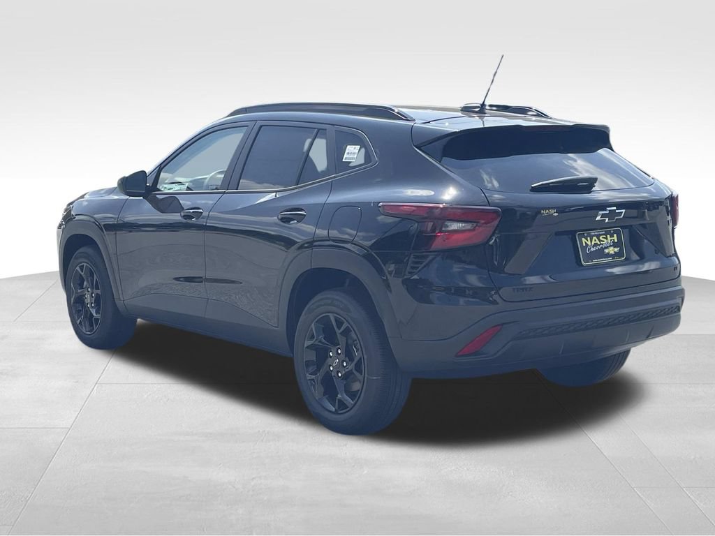 New 2026 Chevrolet Trax LT w/ Driver Confidence Package FWD image 5