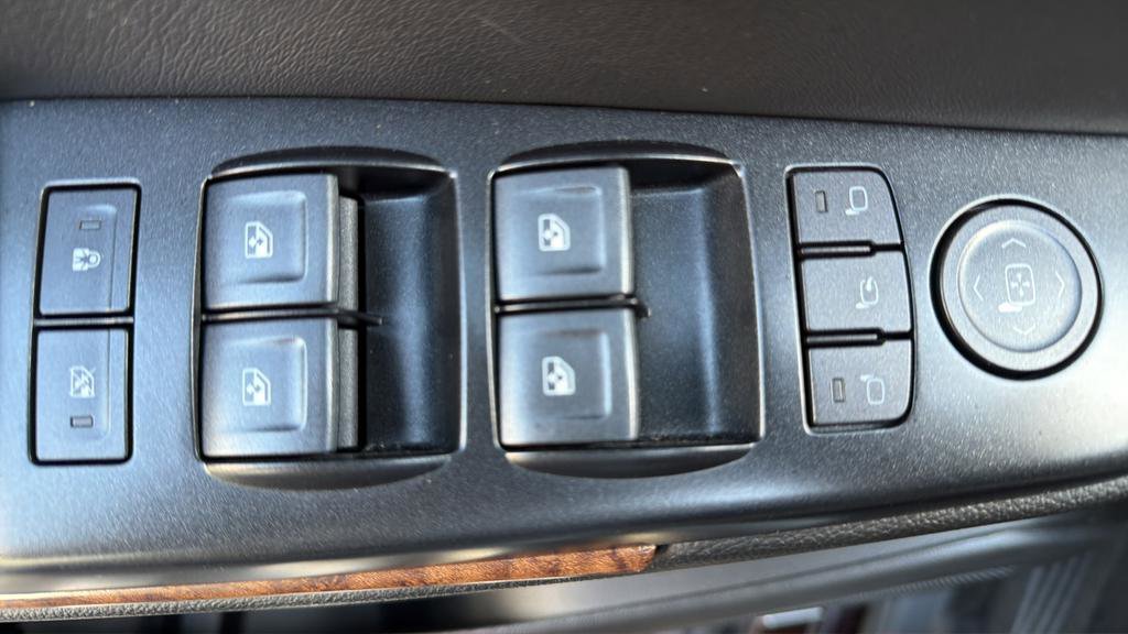 Used 2020 Chevrolet Suburban Premier w/ Max Trailering Package image 28