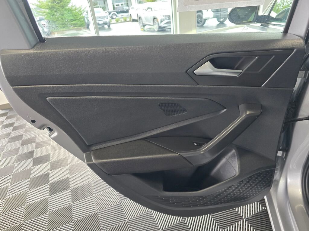 Used 2024 Volkswagen Jetta S image 36