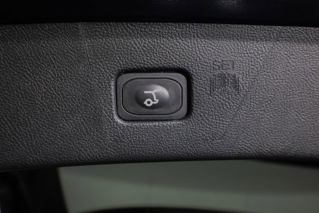 Used 2024 Ford Edge SEL w/ Convenience Package image 50