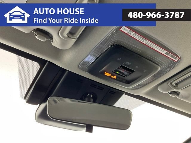 Used 2027 Toyota Prius Plug-In Hybrid FWD image 20