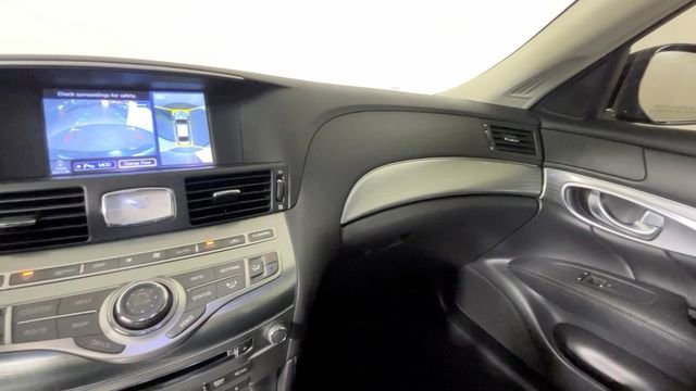 Used 2017 INFINITI Q70 L 3.7 AWD/4WD image 33