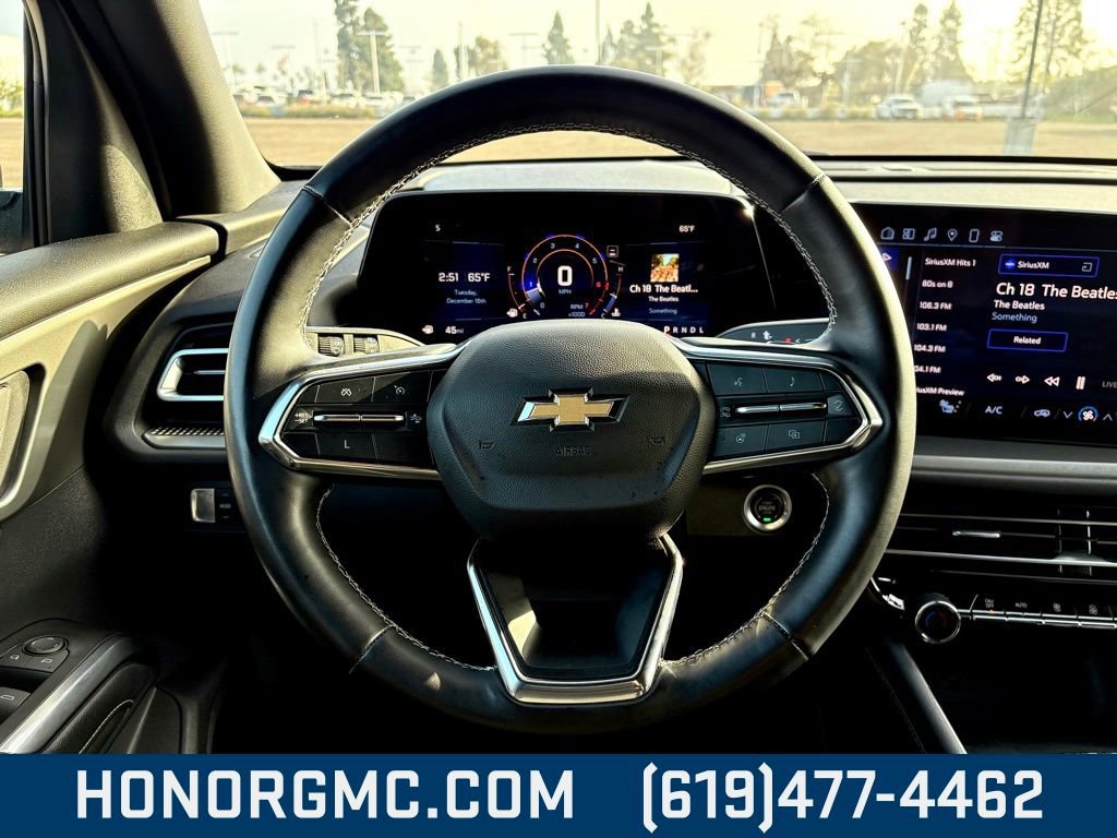 Used 2024 Chevrolet Traverse LT image 27