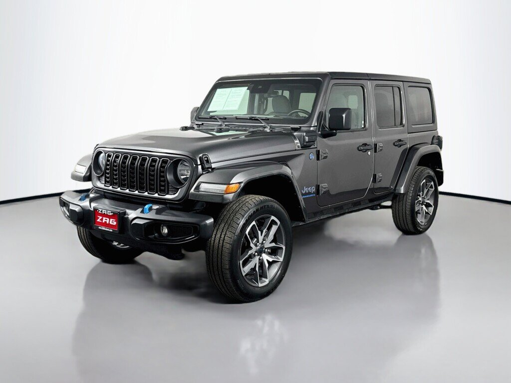 Used 2024 Jeep Wrangler Unlimited w/ Convenience Group