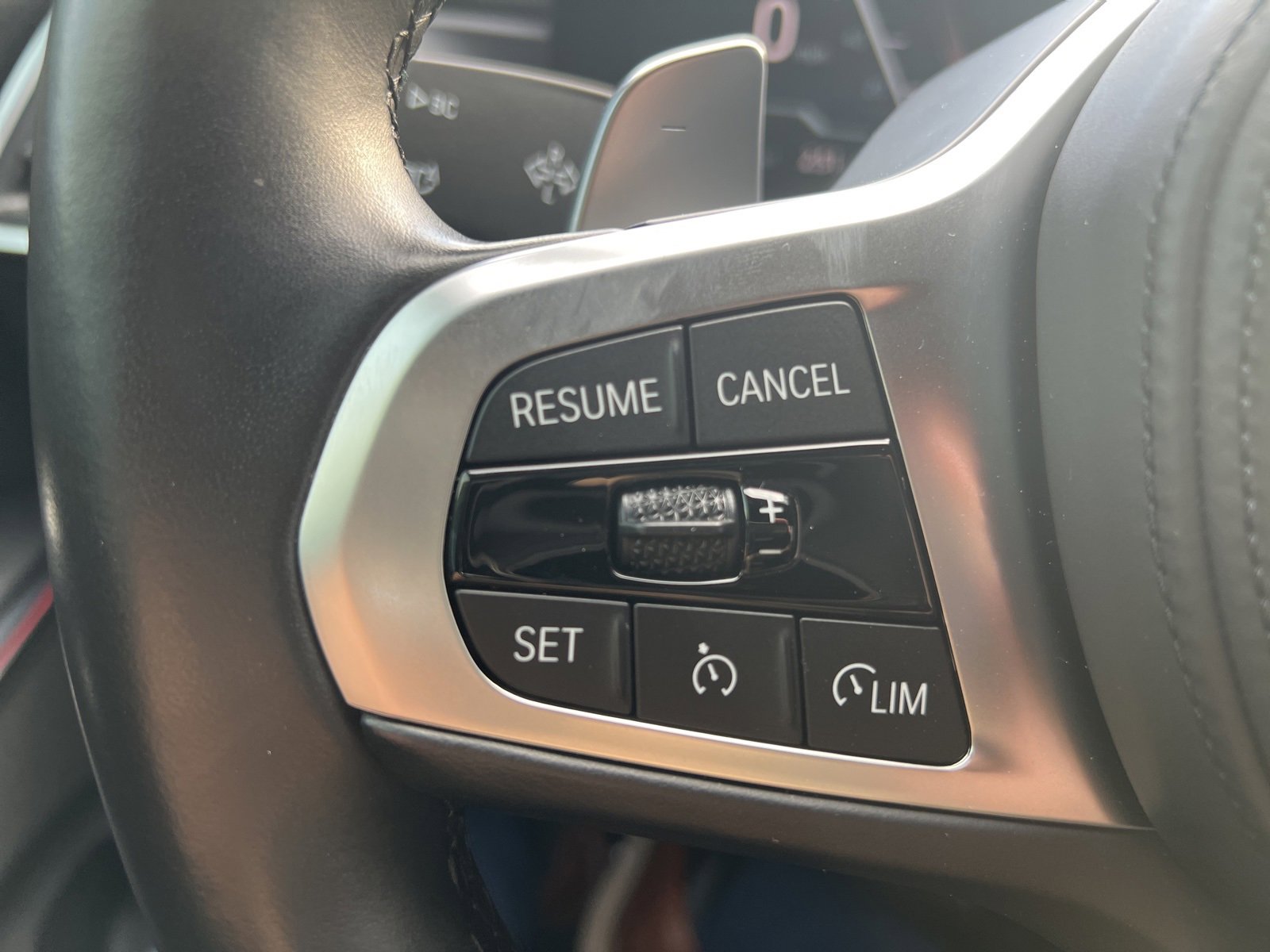 Used 2023 BMW M340i image 10