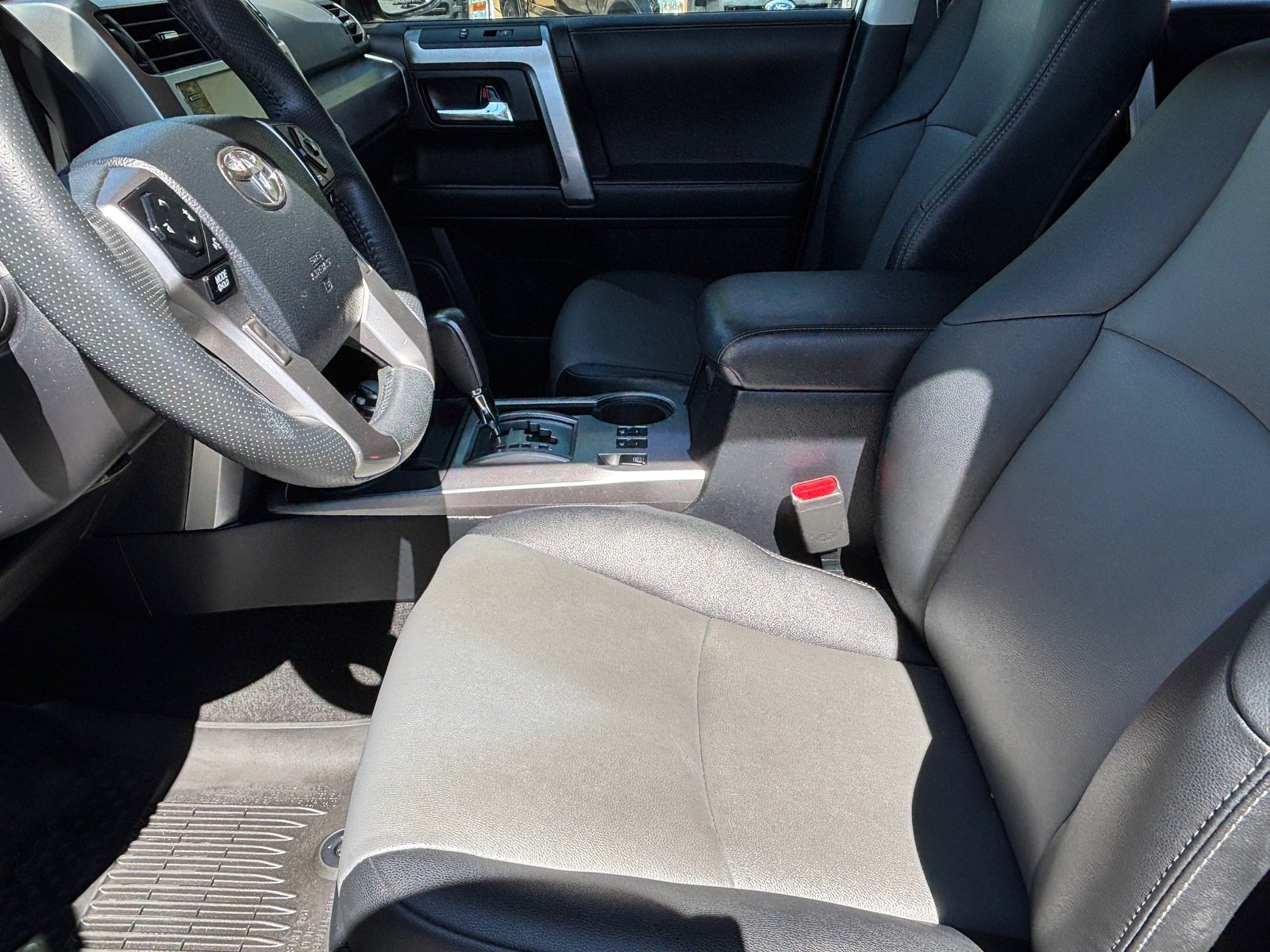 Used 2021 Toyota 4Runner SR5 Premium w/ Moonroof Package AWD/4WD image 21