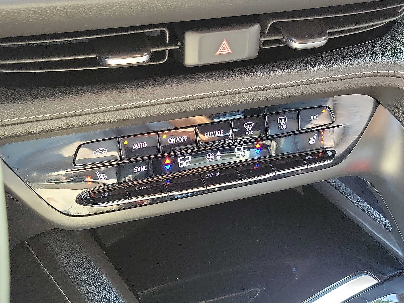 Used 2023 Buick Envision Essence FWD image 15