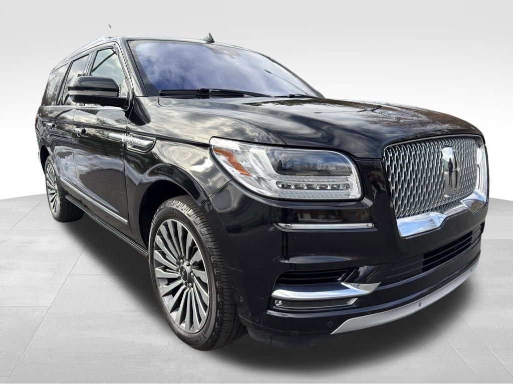 Used 2019 Lincoln Navigator Reserve image 7