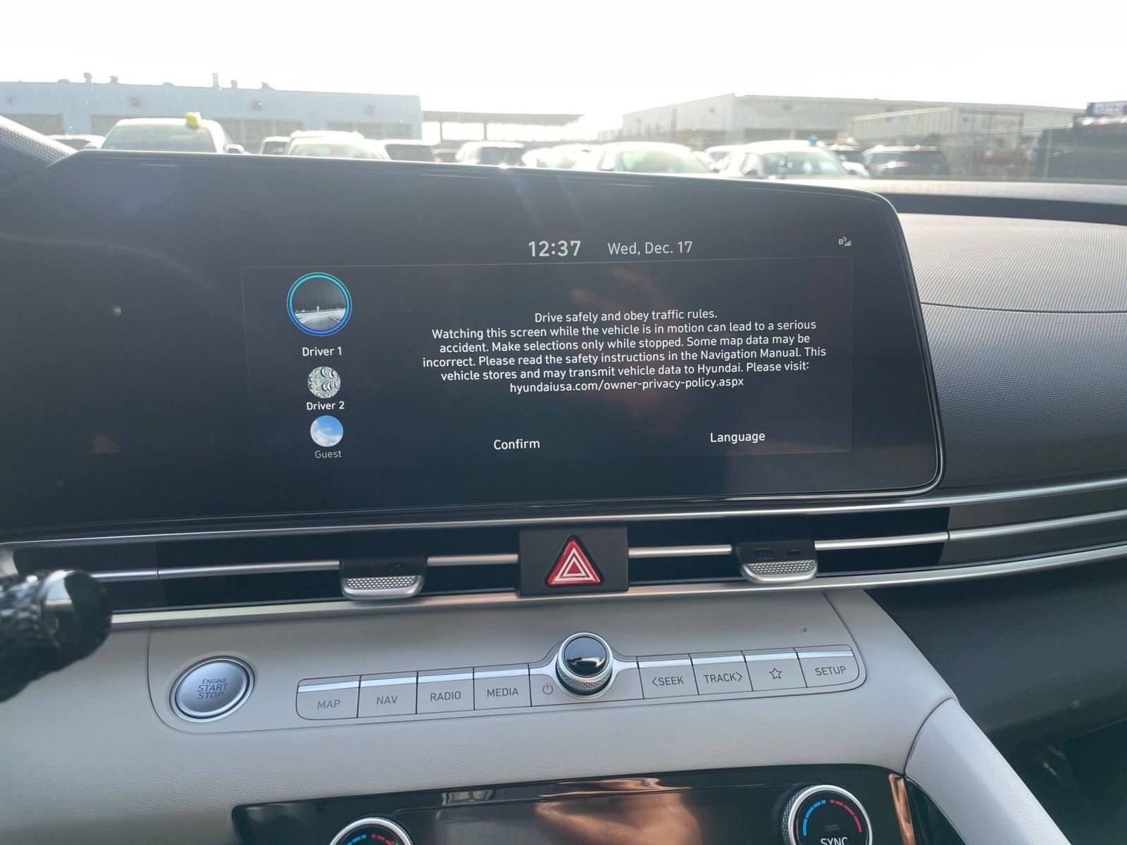 Used 2025 Hyundai Elantra Limited image 21