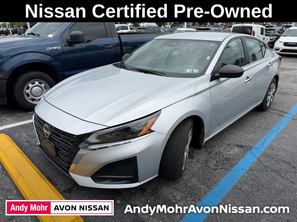 Used 2024 Nissan Altima 2.5 S FWD image 3