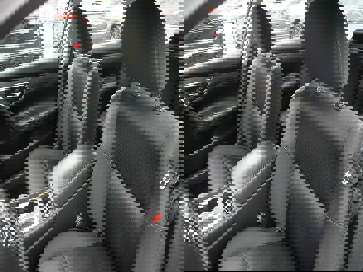 Used 2017 Nissan Altima 2.5 SR w/ Midnight Edition Package image 11