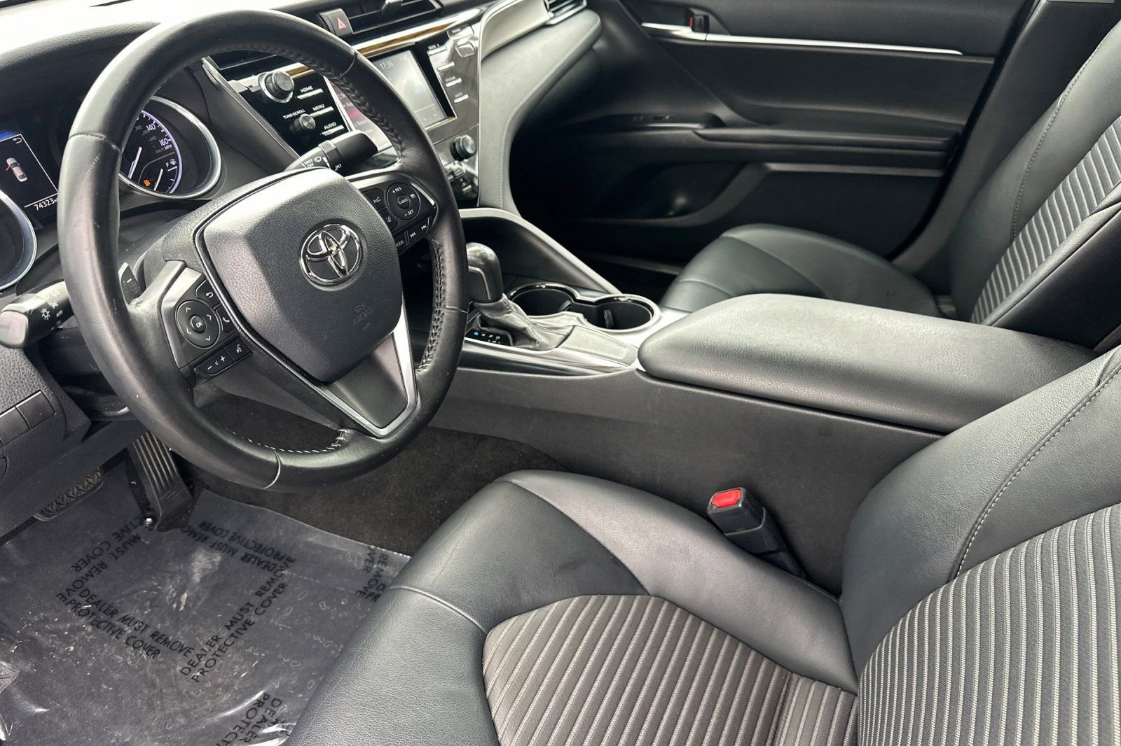 Certified 2020 Toyota Camry SE w/ Carpet Mat Package FWD image 12