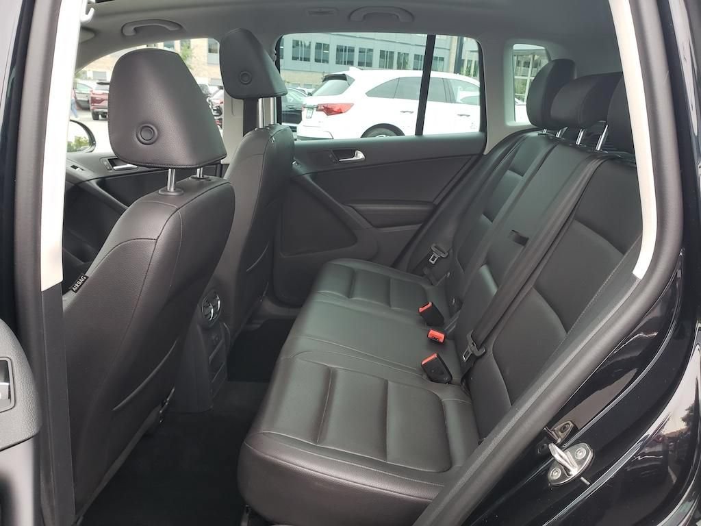 Used 2017 Volkswagen Tiguan Wolfsburg Edition AWD/4WD image 30