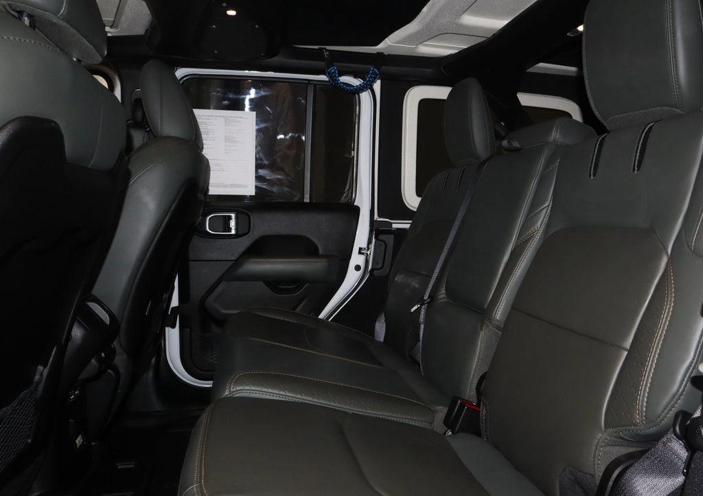 Used 2024 Jeep Wrangler High Altitude AWD/4WD image 21