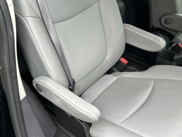 Used 2024 Toyota Sienna XLE w/ XLE Plus Package AWD/4WD image 52