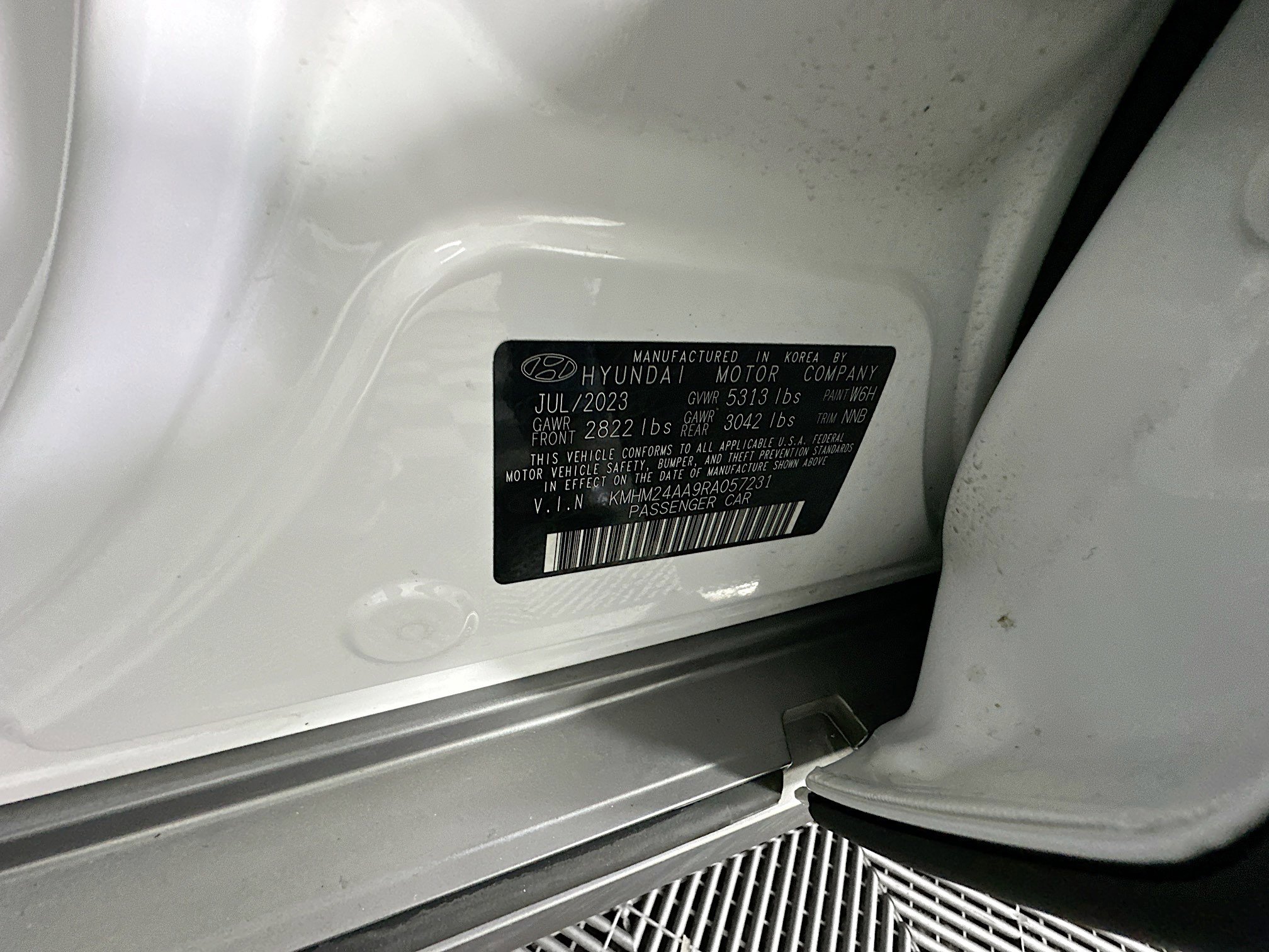 Used 2024 Hyundai Ioniq 6 SE RWD image 12