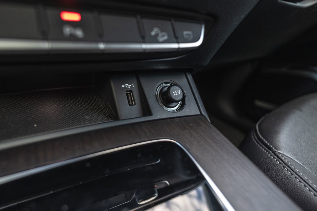 Used 2023 Audi Q5 2.0T Premium Plus w/ Premium Plus Package AWD/4WD image 19