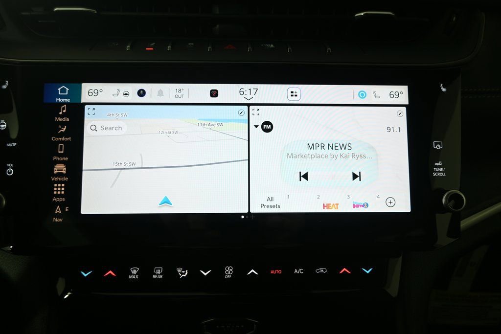 New 2026 Jeep Grand Cherokee Laredo image 25