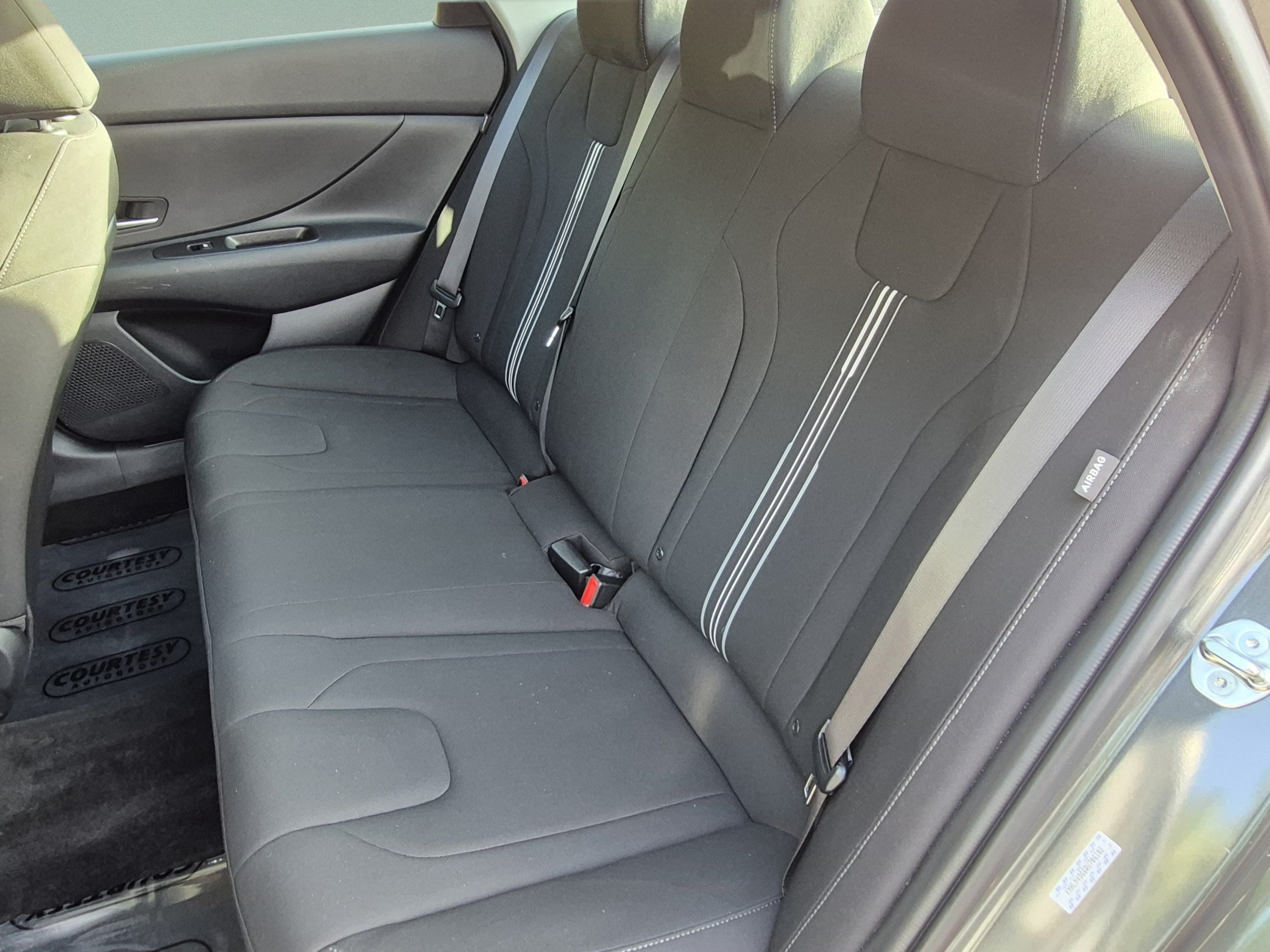 Used 2024 Hyundai Elantra SEL FWD image 18