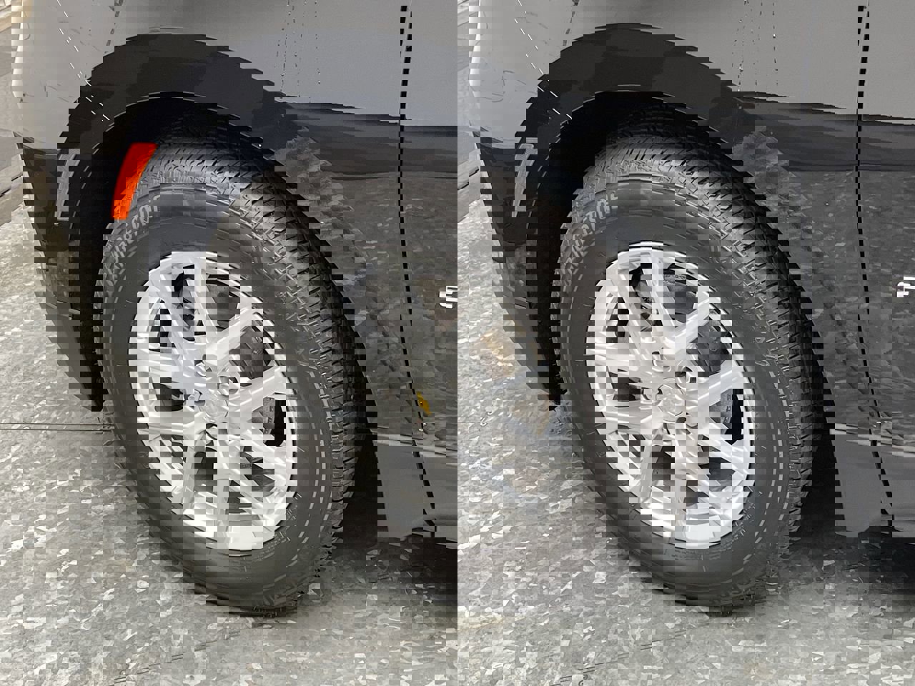 Used 2022 Chevrolet Equinox LT image 31