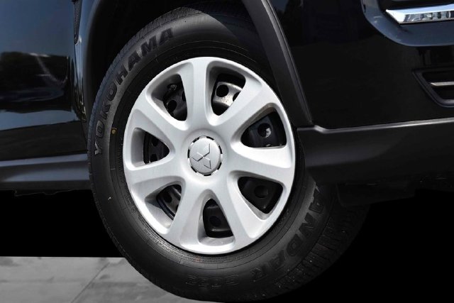 Used 2026 Mitsubishi Outlander Sport AWD image 3