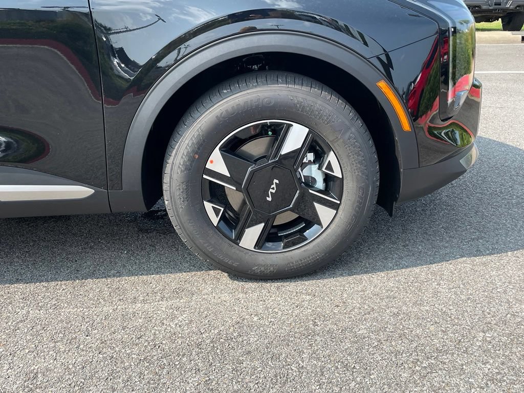 New 2026 Kia Sportage LX FWD image 31