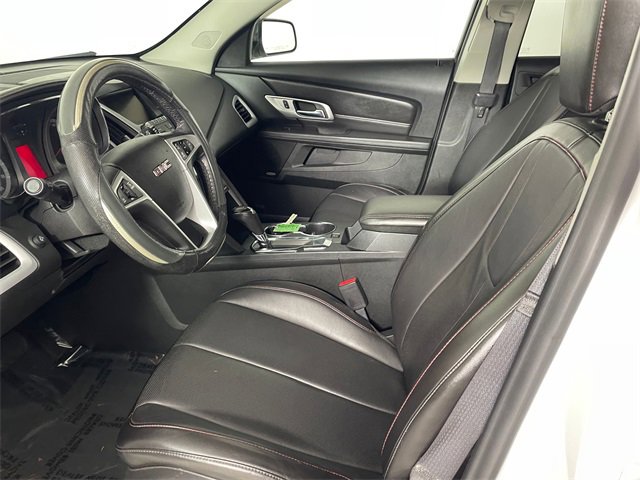 Used 2017 GMC Terrain SLT image 2