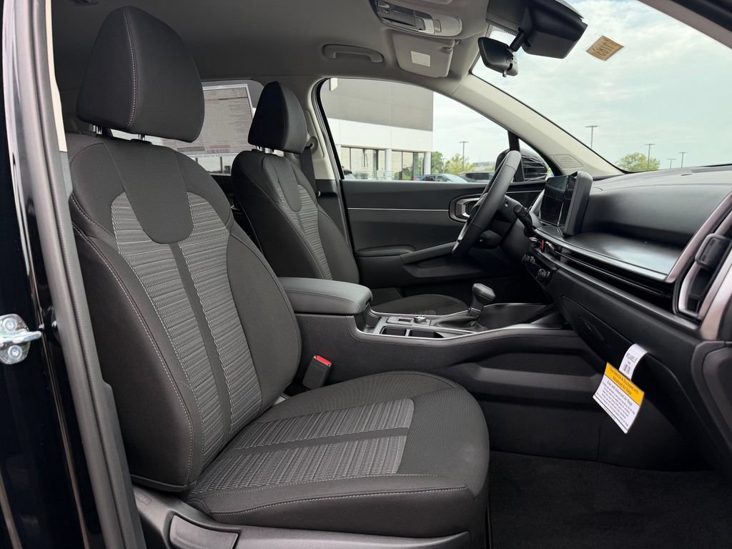 New 2026 Kia Sorento LX FWD image 30