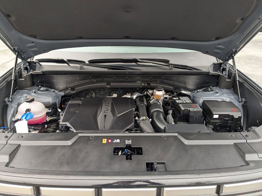 Used 2025 Hyundai Santa Fe SEL FWD image 27