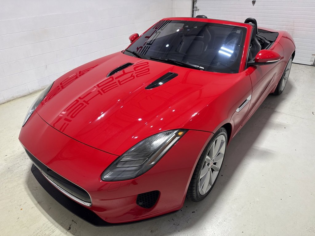 Used 2018 Jaguar F-TYPE Convertible image 11