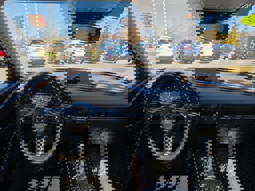 Used 2025 MAZDA CX-30 AWD 2.5 S w/ Premium Package image 16