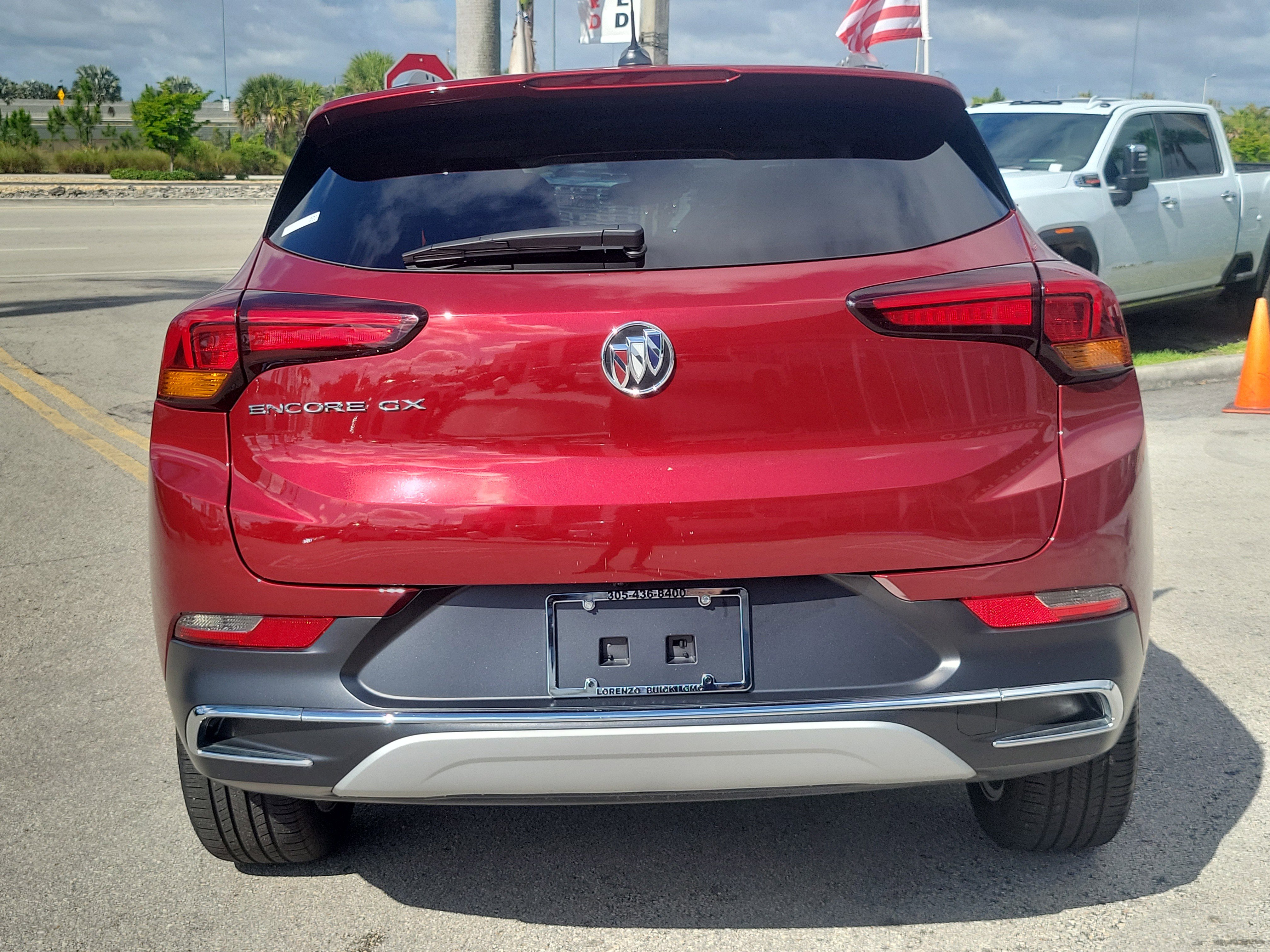 Used 2023 Buick Encore GX Essence w/ Experience Buick Package FWD image 6