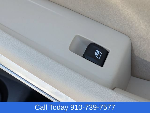 Used 2023 BMW 330i Sedan w/ Driving Assistance Package RWD image 37