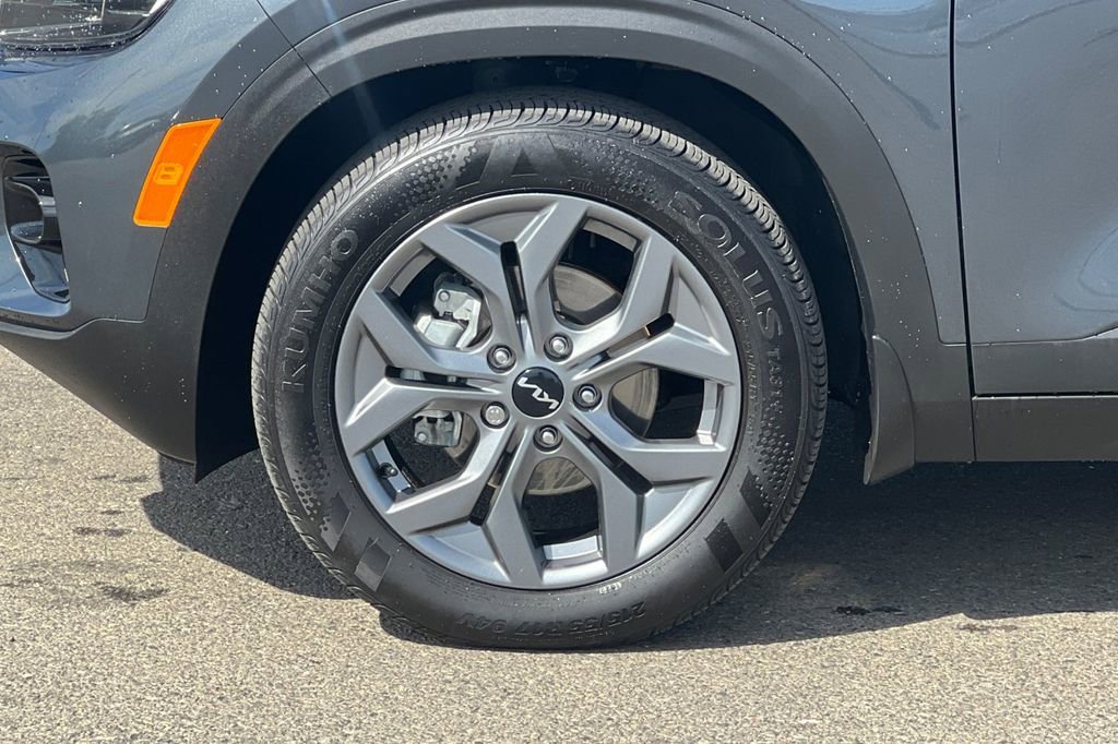Used 2024 Kia Seltos S image 27