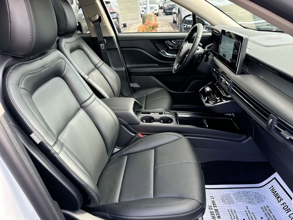 New 2026 Lincoln Corsair Premiere AWD/4WD image 23