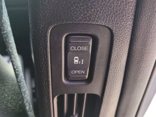 Used 2023 Honda Odyssey EX-L image 36