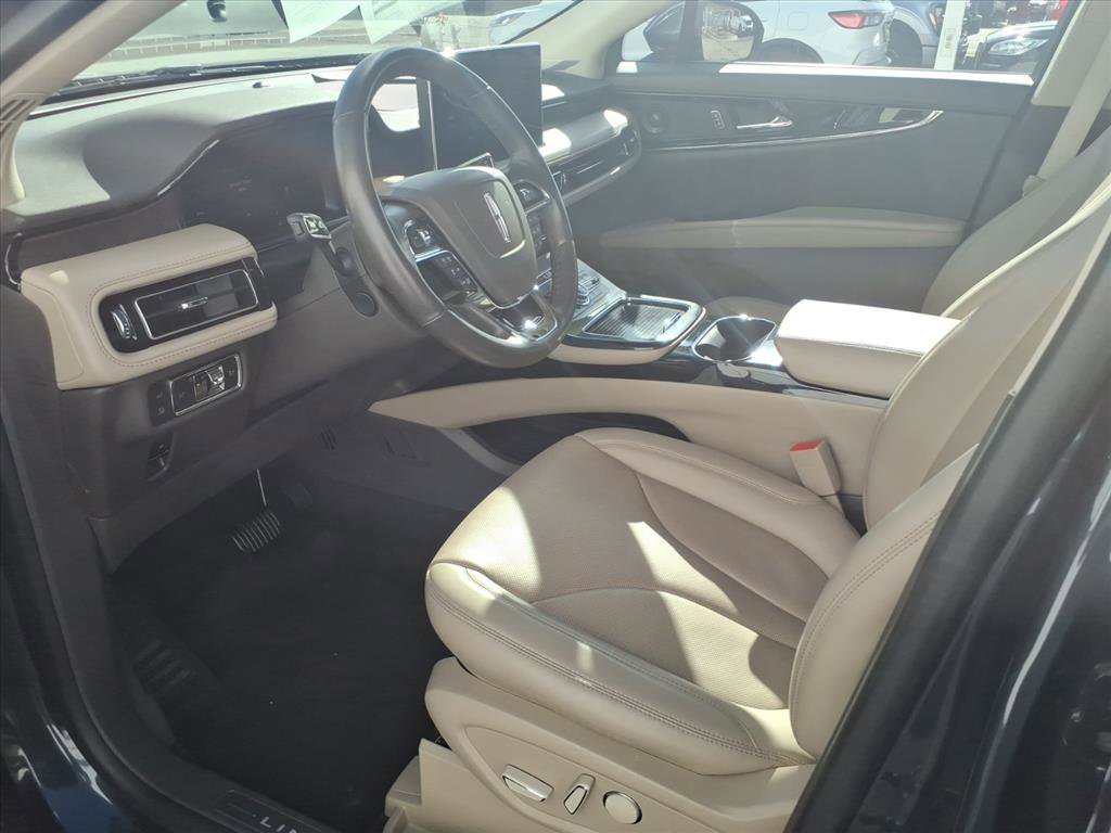 Certified 2023 Lincoln Nautilus Reserve w/ Equipment Group 201A image 12