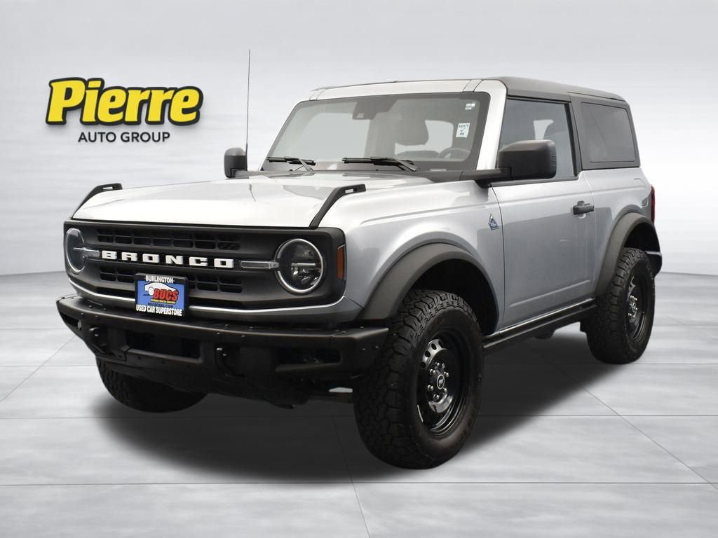 Used 2022 Ford Bronco Black Diamond image 1