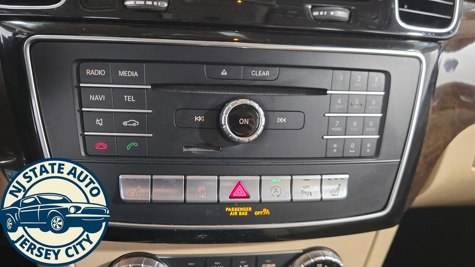 Used 2018 Mercedes-Benz GLS 450 4MATIC w/ Premium Package image 16