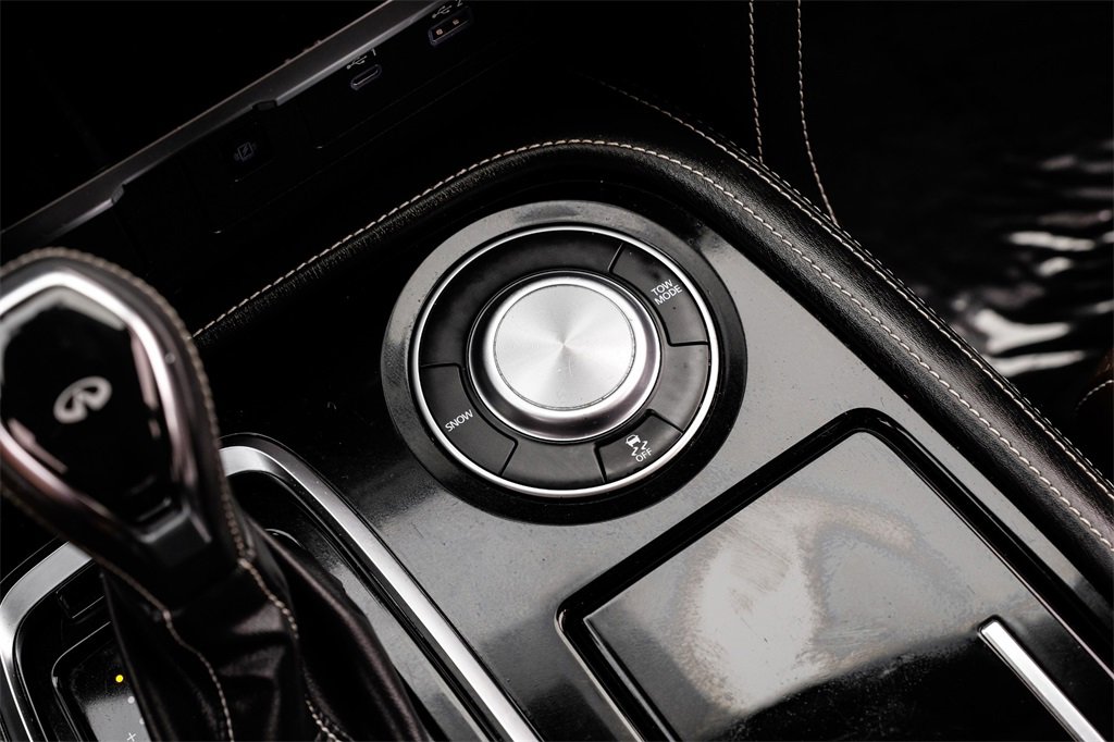 Used 2022 INFINITI QX80 Premium Select w/ Cargo Package image 29