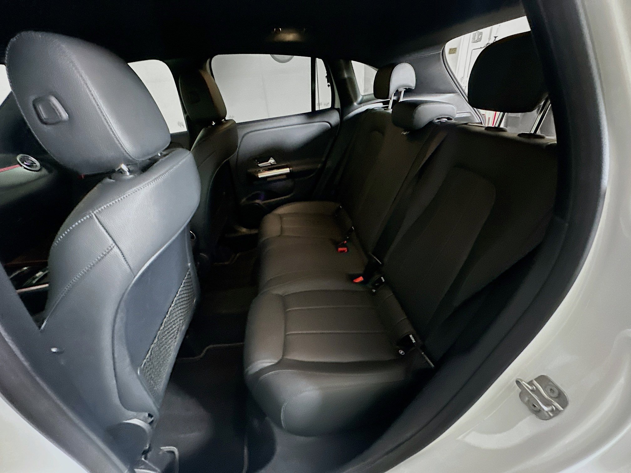 Used 2025 Mercedes-Benz GLA 250 image 25