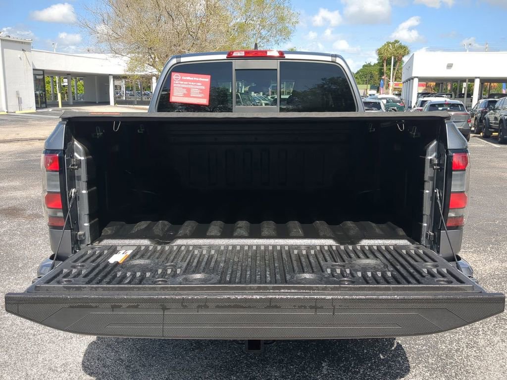 Certified 2022 Nissan Frontier SV image 13