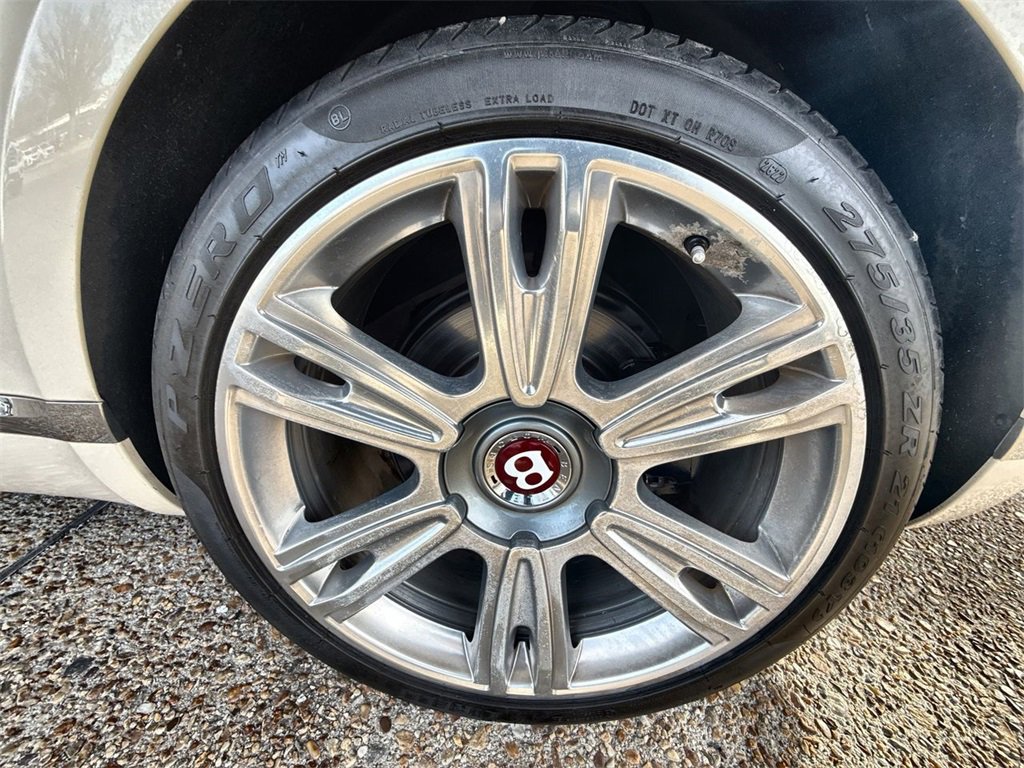 Used 2013 Bentley Continental GT image 31