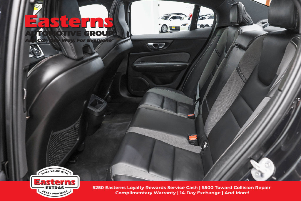 Used 2024 Volvo S60 B5 Plus FWD image 25